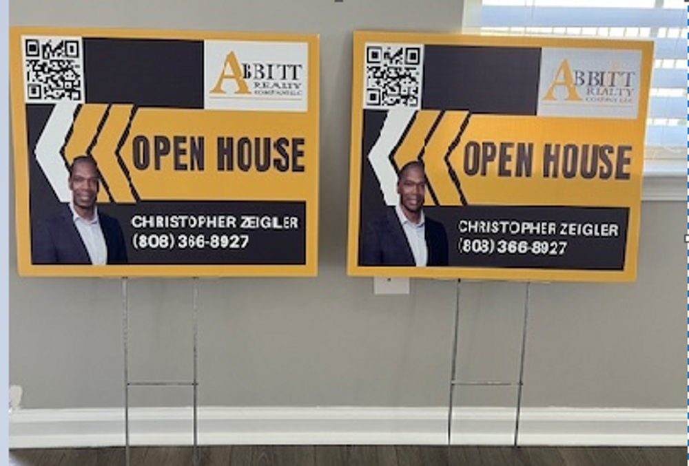 customer photos of yard sign plus