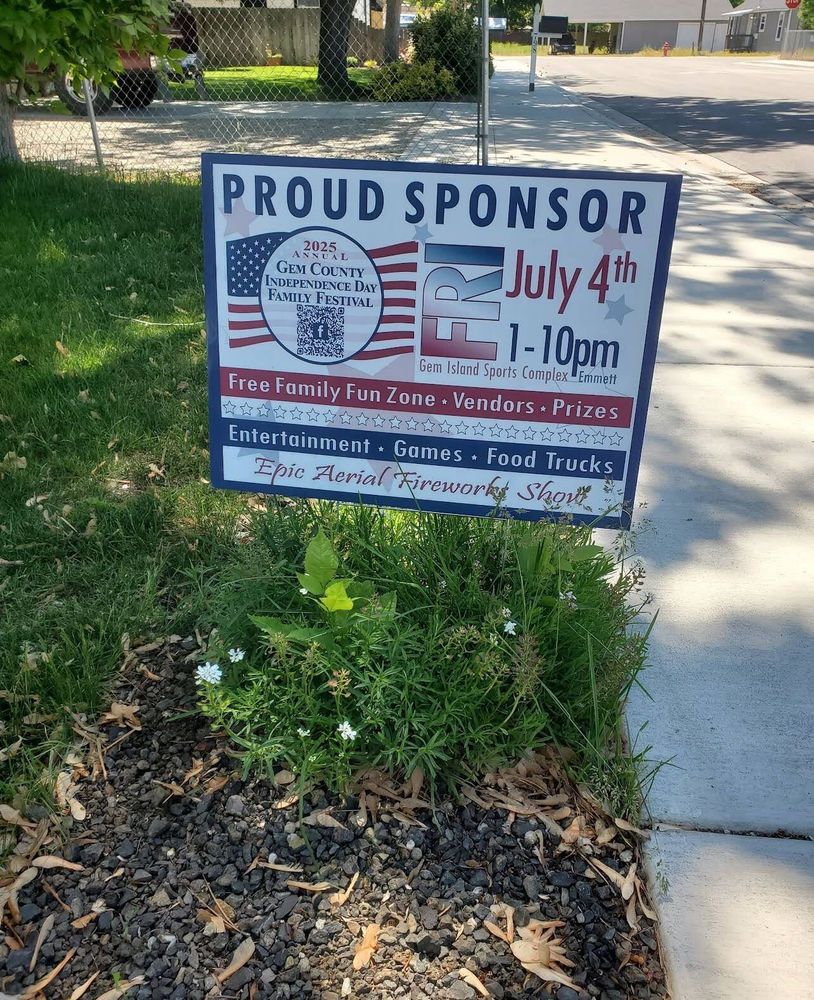customer photos of yard sign plus